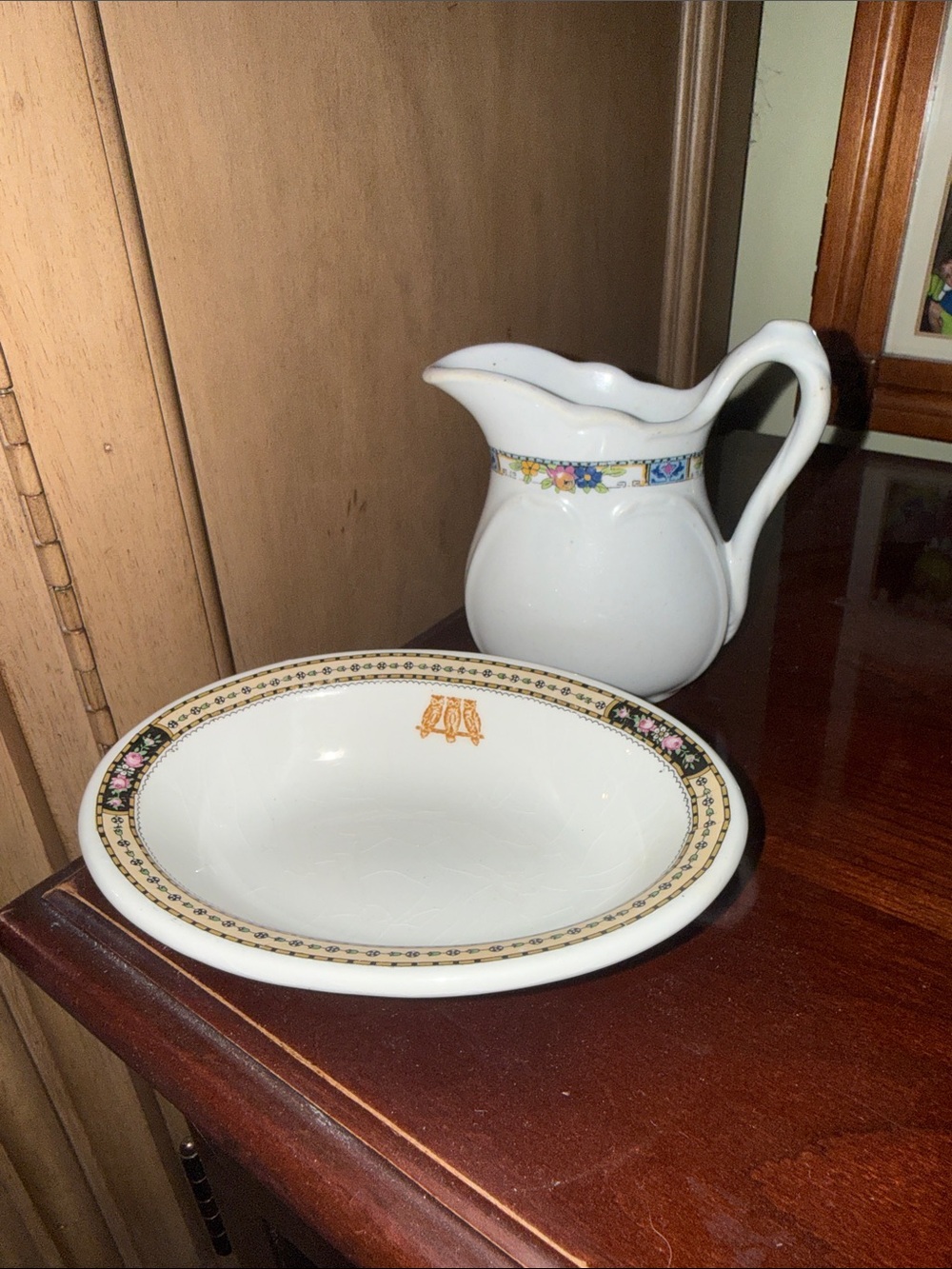 Antique Creamer Pitcher & Soap Dish Lot of 2 Mercer Hotel Ware Vitrus